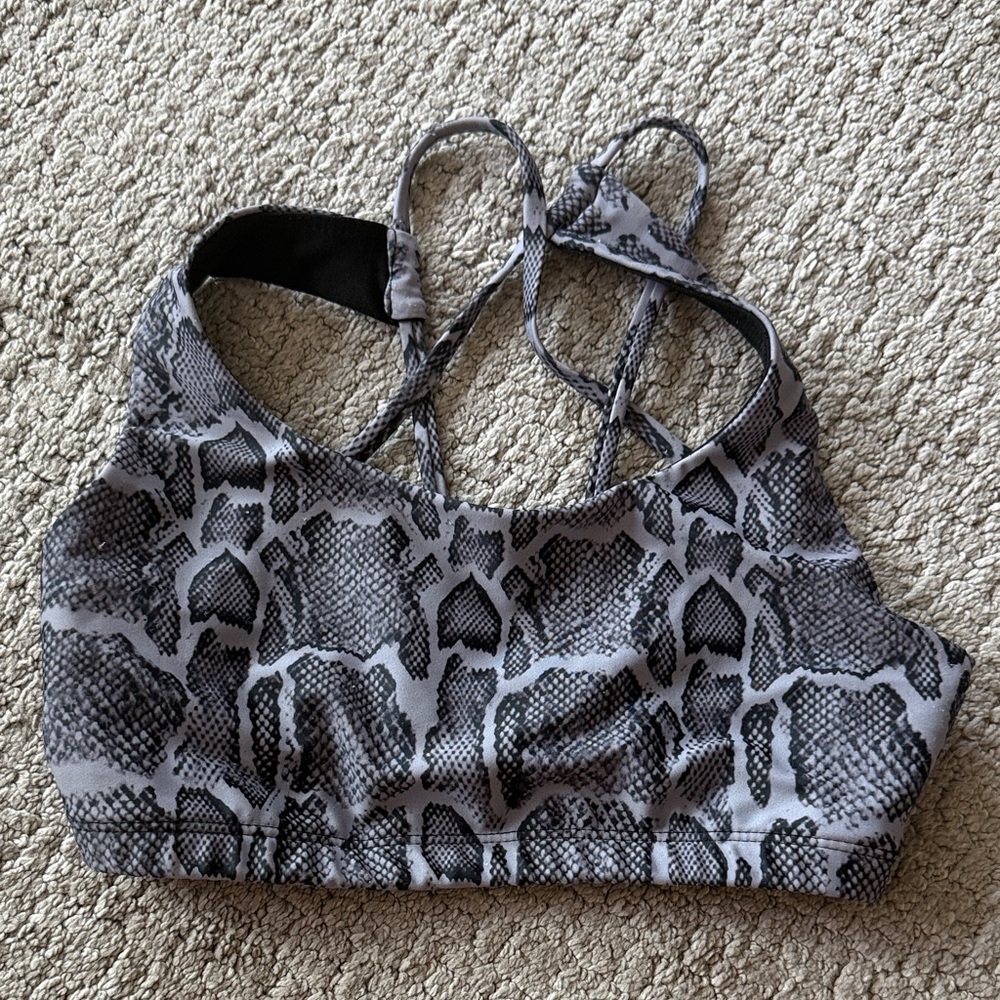 Onzie sports bra
